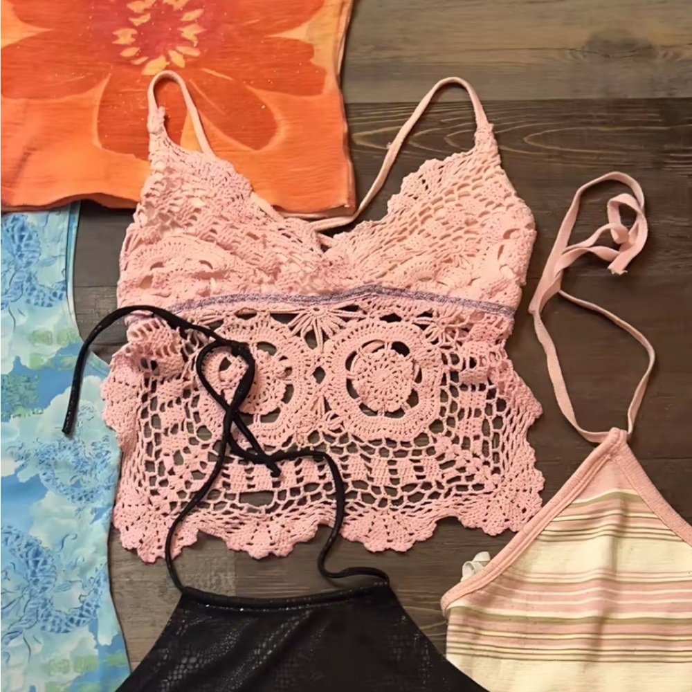 Pink Vintage Coachella 2000s Boho Western  Crochet Lace Crop Top